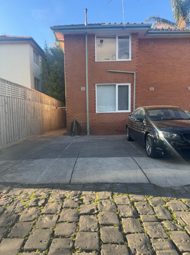 ELWOOD OUTDOOR CARPARK FOR LEASE