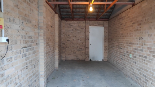 Easy access near Canberra centre
