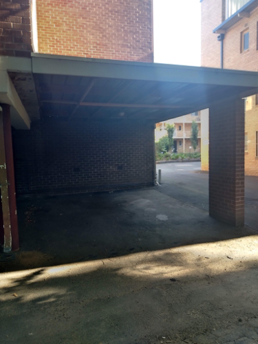 Undercovered Parking spot in North Melbourne