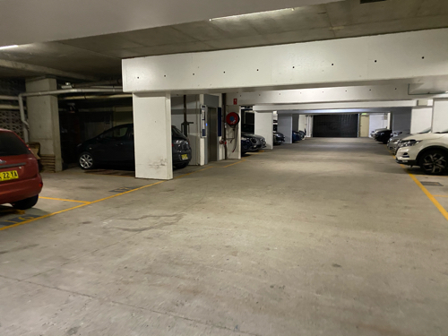 Secure undercover carpark 2min walk from Manly wharf