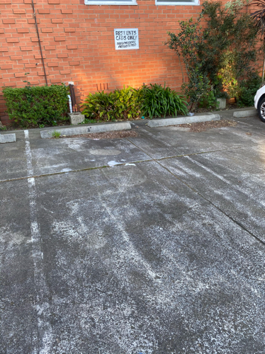 Outdoor parking spot in a quiet culdesac close to East Richmond Station Swan Street and Bridge Rd