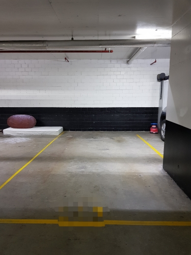 Covered parking space for rent in Waterloo 