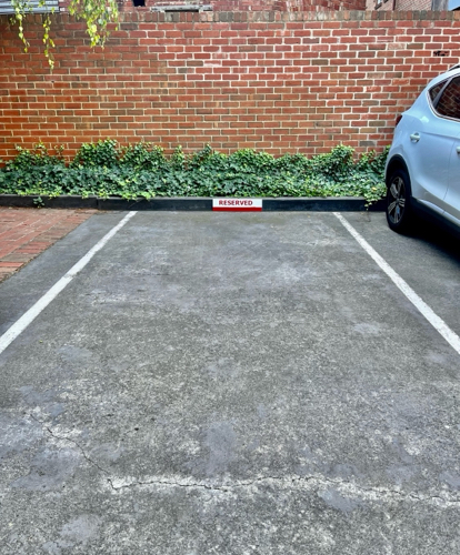 Prime secure unrestricted parking space Minimum 6 months of booking