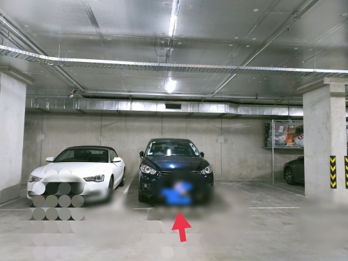 Indoor Lot in CBD, in a clean spacious spot, a good management. Driver's access is via human lifts.