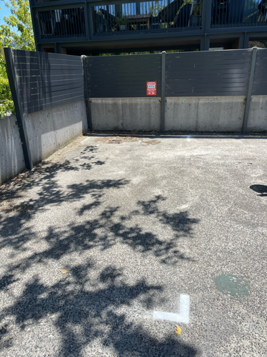 Easy access security parking near Fitzroy St