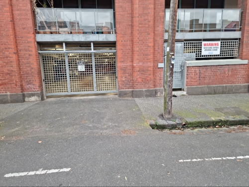 Secured parking in Collingwood