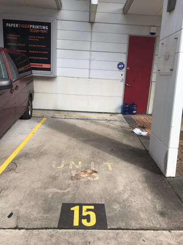 Alexandria - Safe Undercover Parking WEEKENDS ONLY Park 1-cheap than the airport!