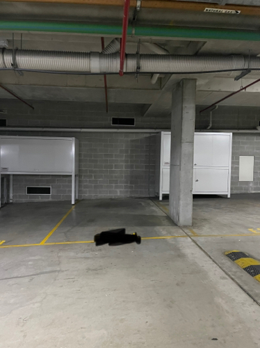 Undercover security car park in Waterloo
