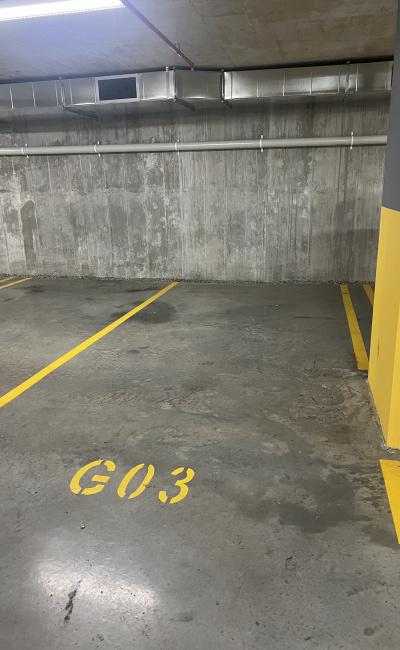 Great Secure Parking near airport